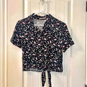 Button Up Floral Cropped Top with Tie and Collar